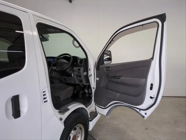 日産 キャラバン ＬＤＦ-ＶＷ2Ｅ26(2WD)の写真26