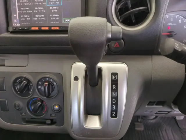 日産 キャラバン ＣＢＦ-ＶＲ2Ｅ26(2WD)の写真22