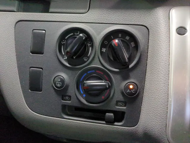 日産 キャラバン ＣＢＦ-ＶＲ2Ｅ26(2WD)の写真24