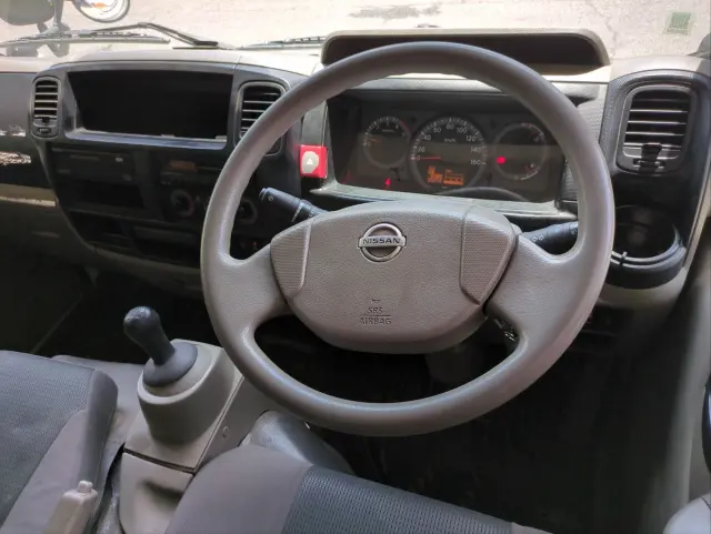 日産 アトラス TKG-SZ2F24(2WD)の写真5