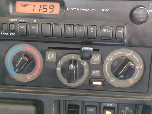 日産 アトラス TKG-SZ2F24(2WD)の写真18