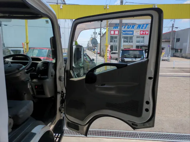日産 アトラス TKG-SZ2F24(2WD)の写真22