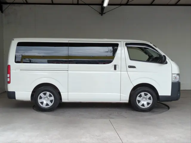 トヨタ ハイエースレジアス QDF-KDH201Vの写真32
