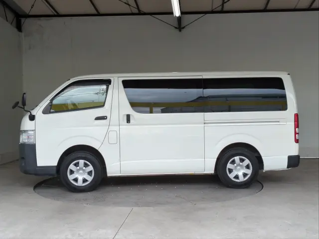 トヨタ ハイエースレジアス QDF-KDH201Vの写真36
