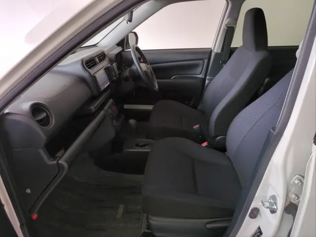 トヨタ プロボックスバン 6AE-NHP160Vの写真3