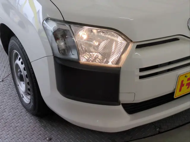 トヨタ プロボックスバン 6AE-NHP160Vの写真16