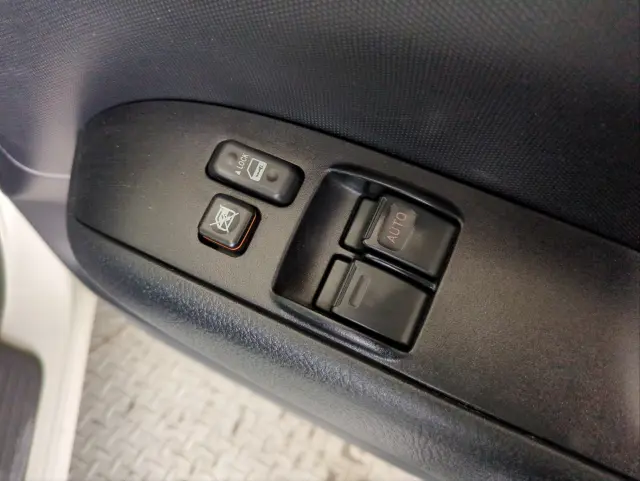 トヨタ プロボックスバン 6AE-NHP160Vの写真29
