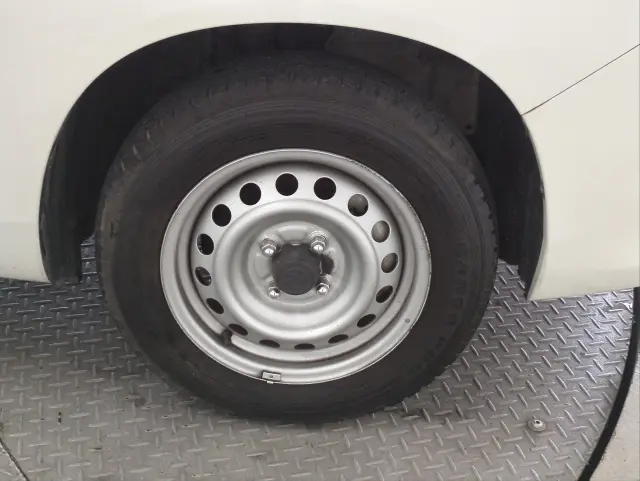 トヨタ プロボックスバン 6AE-NHP160Vの写真40