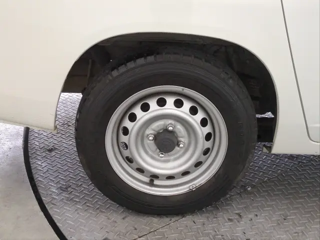 トヨタ プロボックスバン 6AE-NHP160Vの写真41