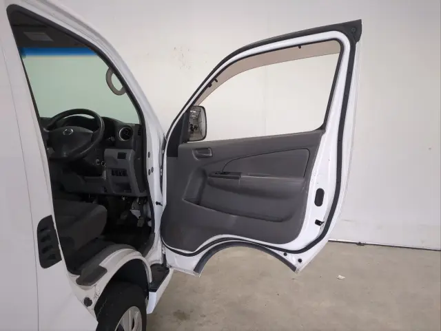 日産 キャラバン ＣＢＦ-ＶＲ2Ｅ26の写真27