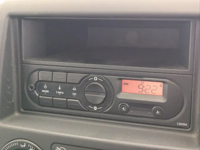 三菱 デリカ DBF-BVM20(2WD)の写真8
