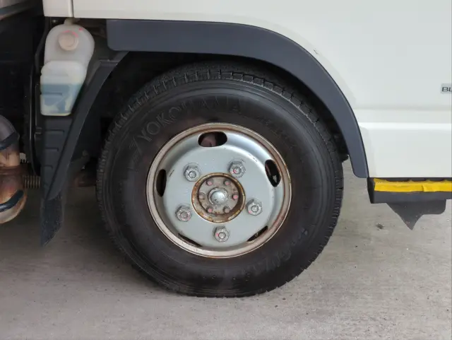 三菱 キャンター TPG-FDA00(4WD)の写真15