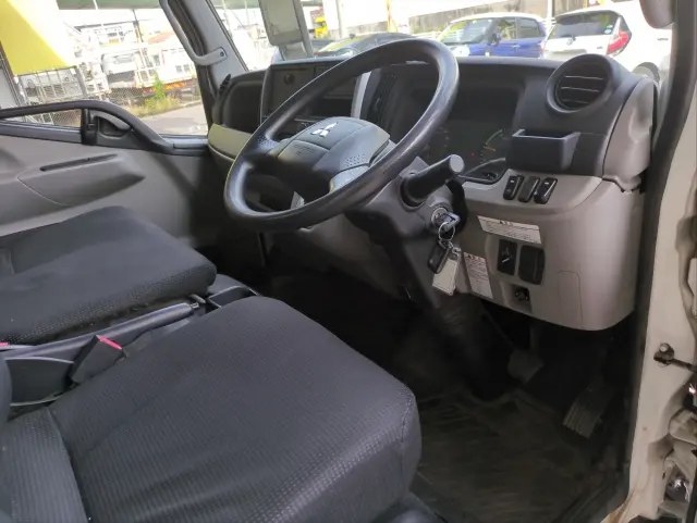 三菱 キャンター TPG-FDA00(4WD)の写真16