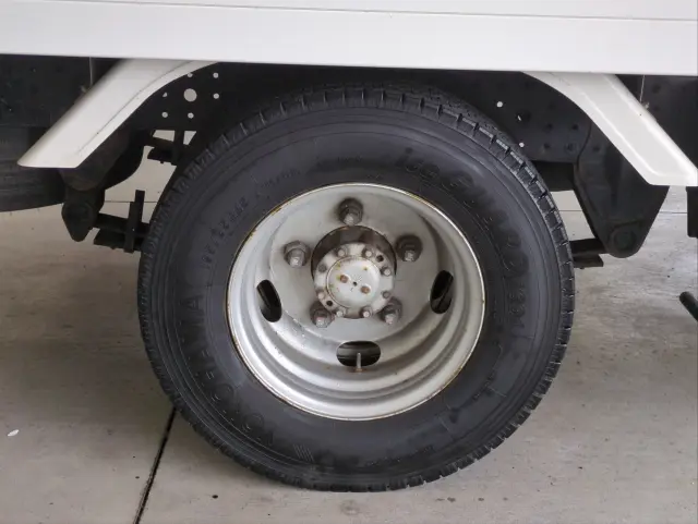 三菱 キャンター TPG-FDA00(4WD)の写真37