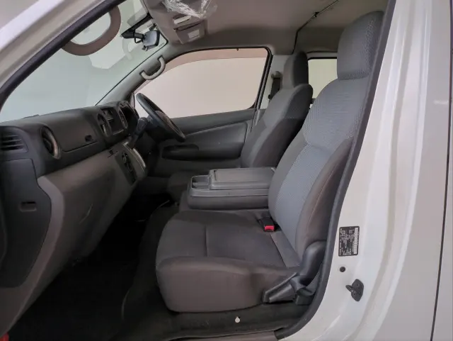 日産 キャラバン LDF-VW2E26(2WD)の写真3