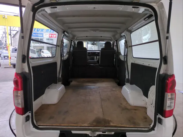 日産 キャラバン LDF-VW2E26(2WD)の写真5