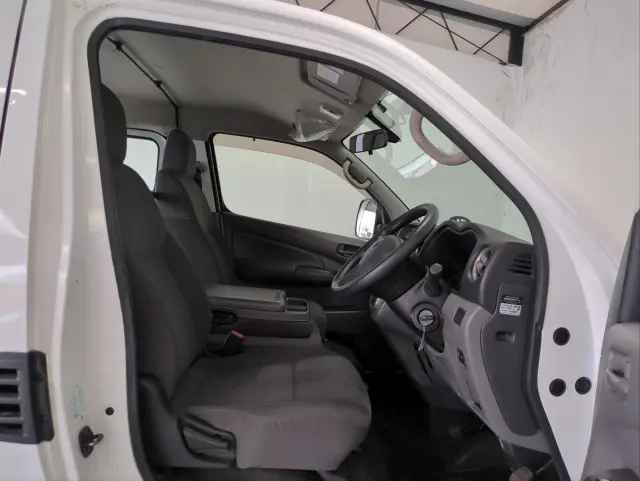 日産 キャラバン LDF-VW2E26(2WD)の写真18