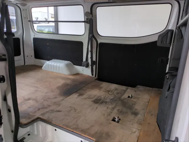 日産 キャラバン LDF-VW2E26(2WD)の写真19