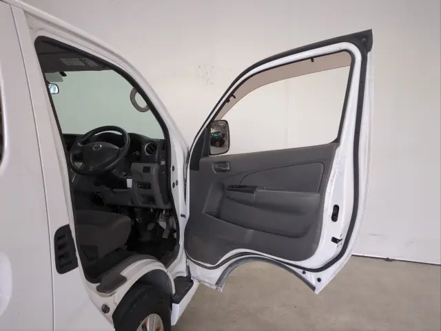 日産 キャラバン LDF-VW2E26(2WD)の写真23