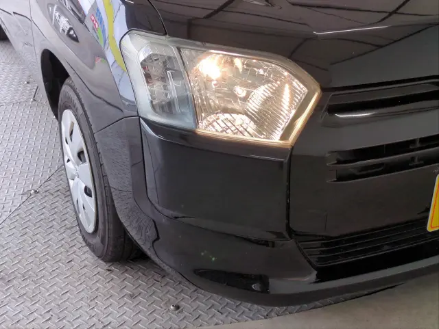 トヨタ プロボックスバン 6AE-NHP160V(2WD)の写真16