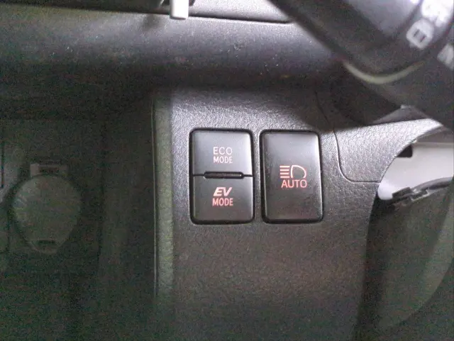 トヨタ プロボックスバン 6AE-NHP160V(2WD)の写真27