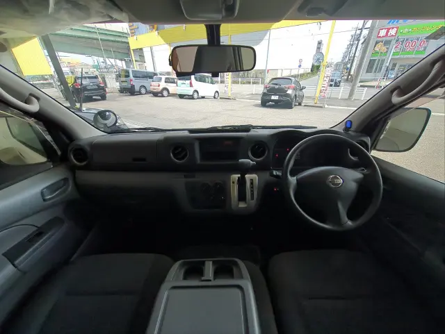 日産 キャラバン CBF-VR2E26(2WD)の写真6