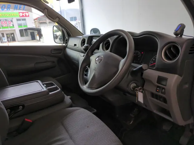 日産 キャラバン CBF-VR2E26(2WD)の写真16