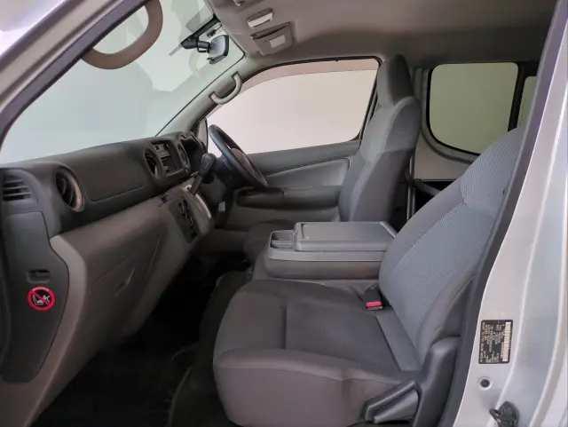 日産 キャラバン CBF-VR2E26(2WD)の写真3