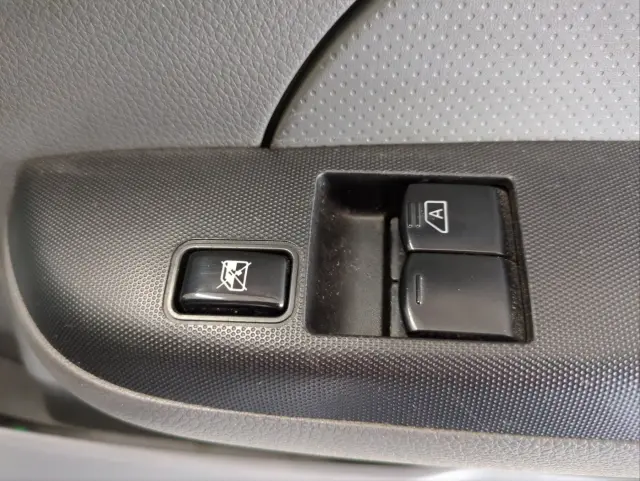 日産 キャラバン CBF-VR2E26(2WD)の写真23