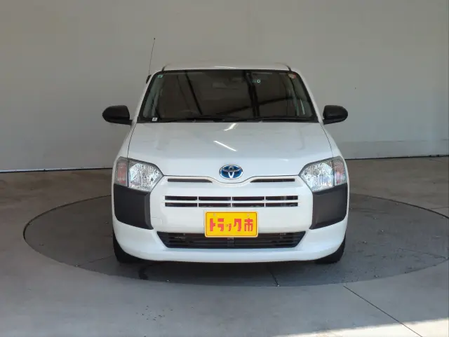 トヨタ プロボックスバン 6AE-NHP160V(2WD)の写真31