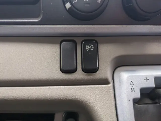 三菱 キャンター TPG-FBA00(2WD)の写真23