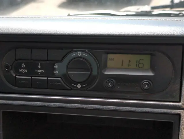 三菱 キャンター TPG-FDA00(4WD)の写真7