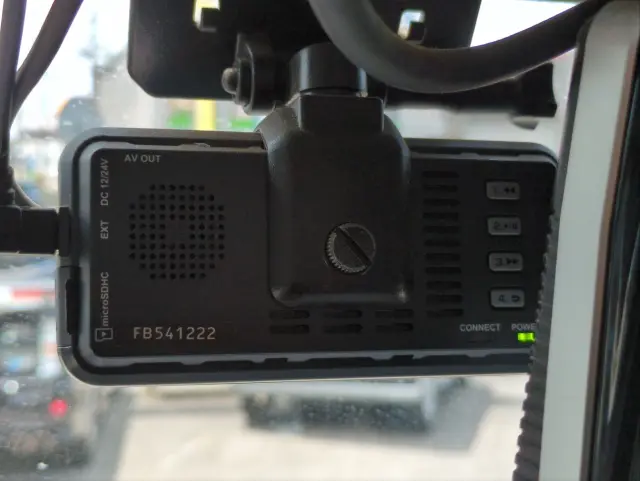 三菱 キャンター TPG-FDA00(4WD)の写真9