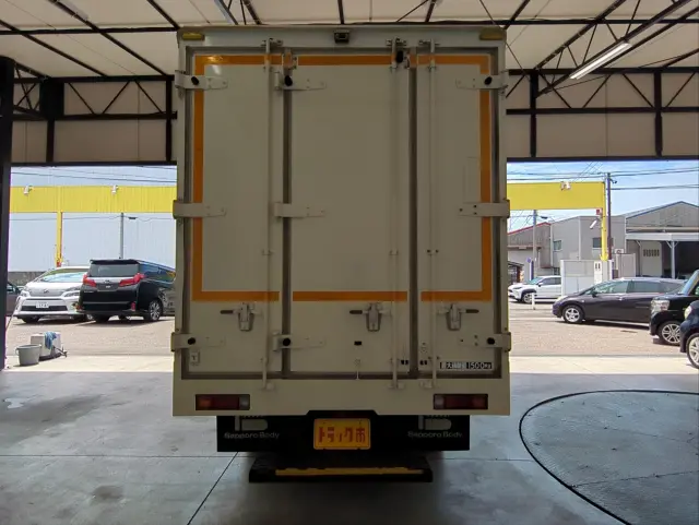 三菱 キャンター TPG-FDA00(4WD)の写真33