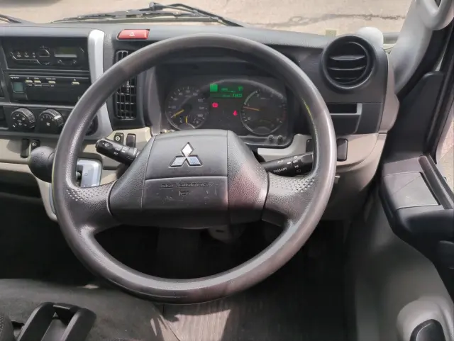 日産 キャラバン CBF-VR2E26(2WD)の写真6