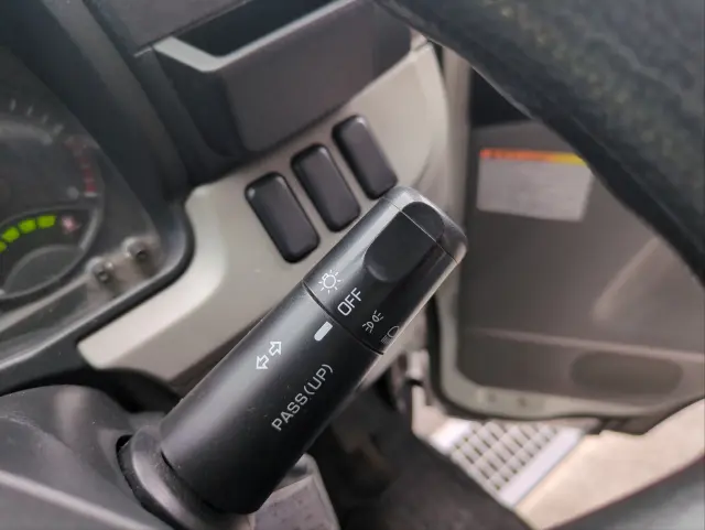 日産 キャラバン CBF-VR2E26(2WD)の写真22