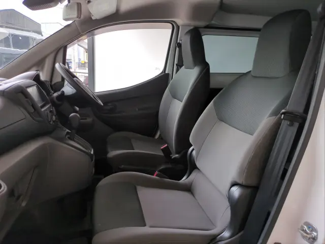 日産 バネットバン ＤＢＦ-ＶＭ20(2WD)の写真3