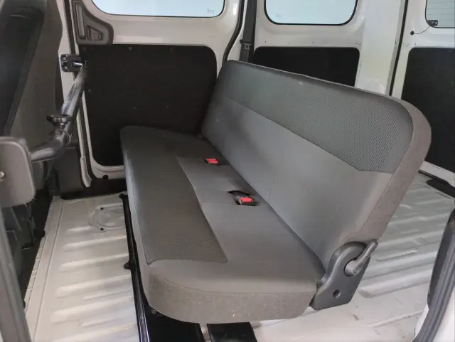 日産 バネットバン ＤＢＦ-ＶＭ20(2WD)の写真4