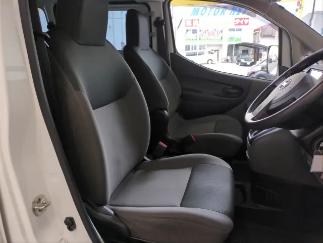 日産 バネットバン ＤＢＦ-ＶＭ20(2WD)の写真18