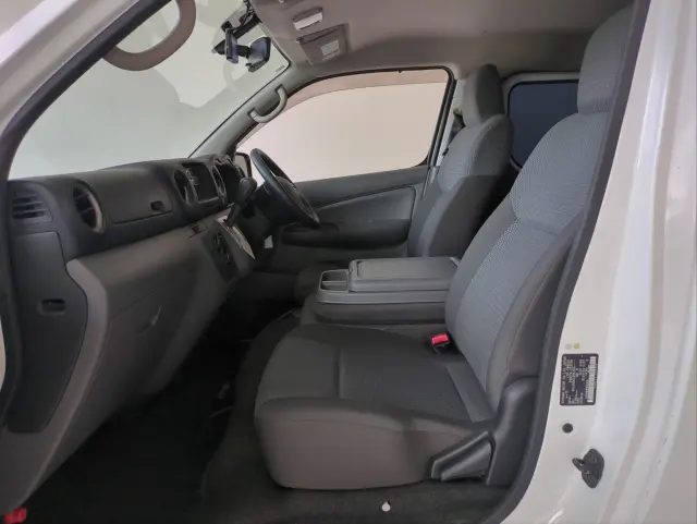 日産 キャラバン LDF-VW6E26(4WD)の写真3
