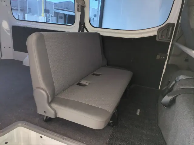 日産 キャラバン LDF-VW6E26(4WD)の写真18