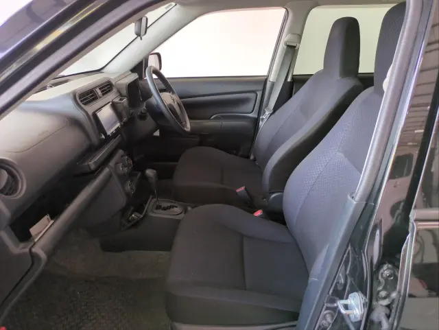 トヨタ プロボックスバン DBE-NCP160V(2WD)の写真3