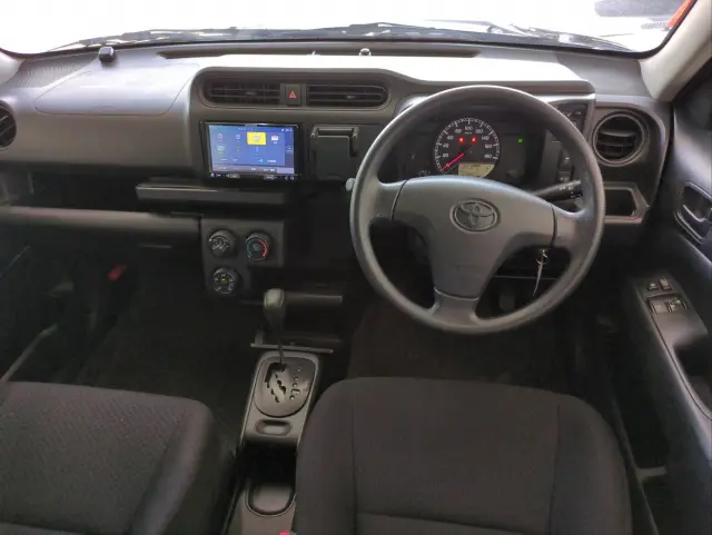 トヨタ プロボックスバン DBE-NCP160V(2WD)の写真6