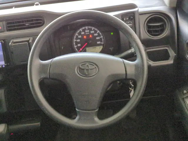 トヨタ プロボックスバン DBE-NCP160V(2WD)の写真7