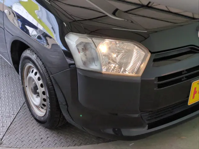 トヨタ プロボックスバン DBE-NCP160V(2WD)の写真15