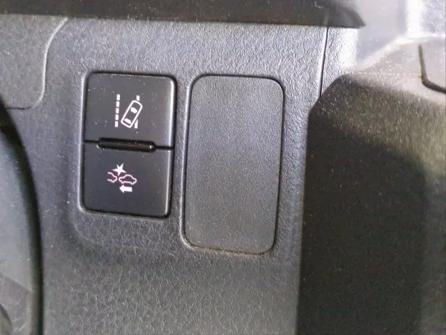 トヨタ プロボックスバン 6AE-NHP160V(2WD)の写真26