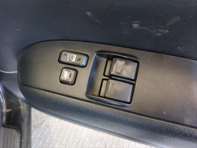 トヨタ プロボックスバン 6AE-NHP160V(2WD)の写真29