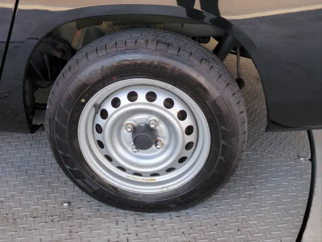 トヨタ プロボックスバン 6AE-NHP160V(2WD)の写真38
