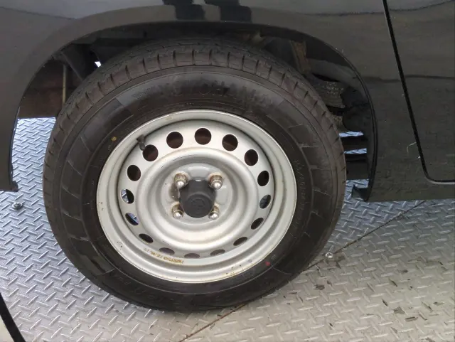 トヨタ プロボックスバン 6AE-NHP160V(2WD)の写真41