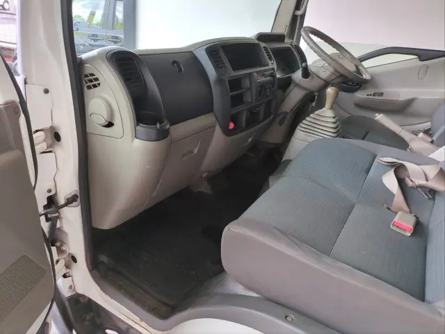 日産 アトラス CBF-SQ2F24(2WD)の写真2